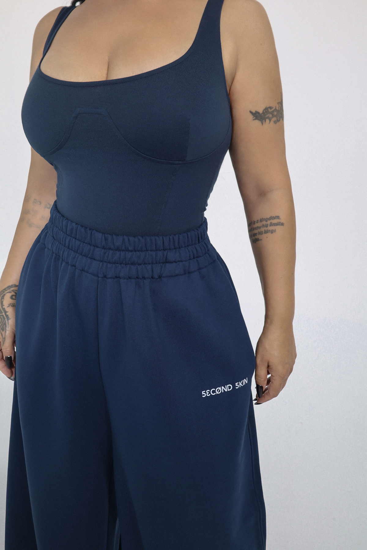 NAVY6 SMALL
