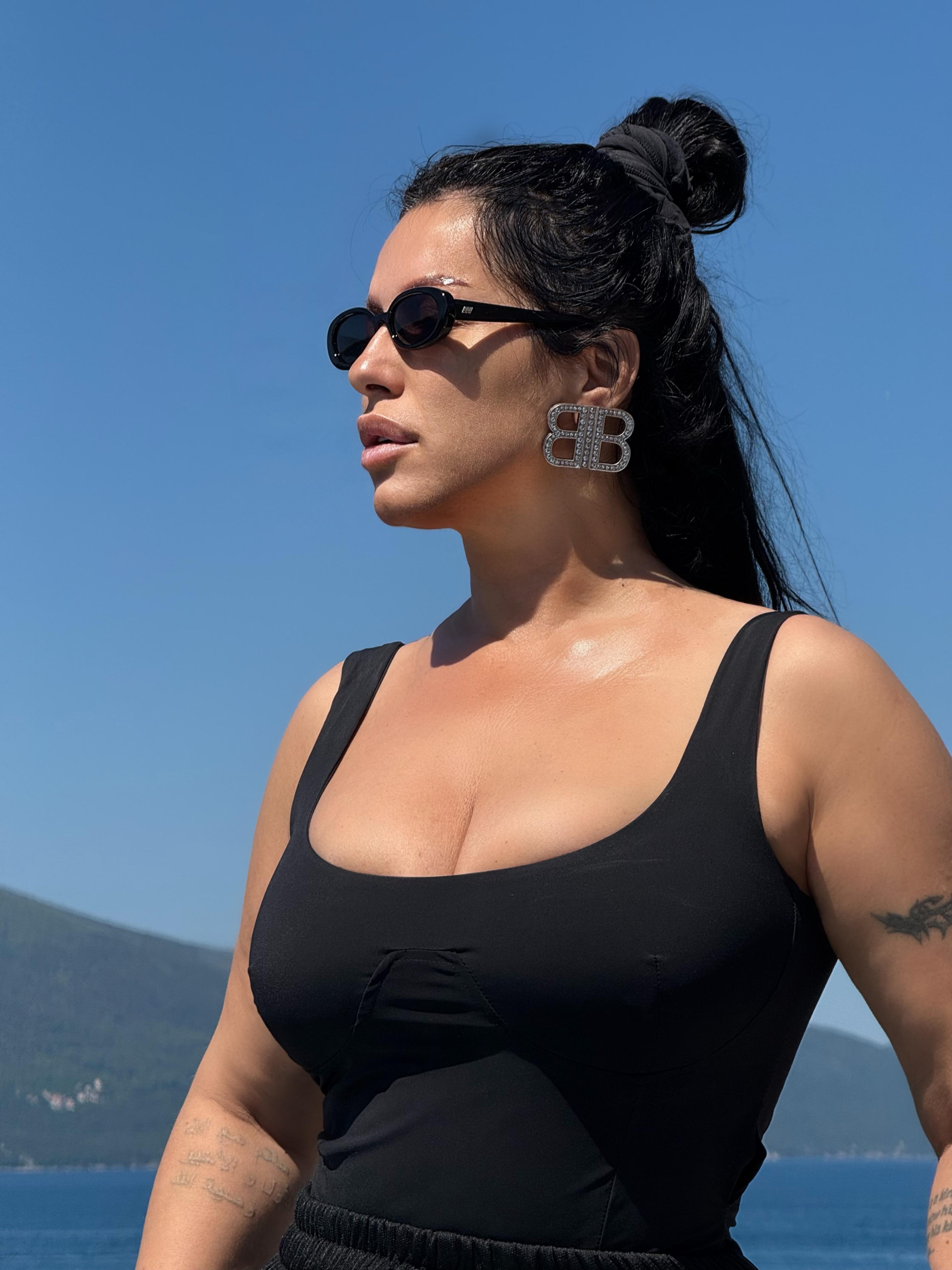 body1