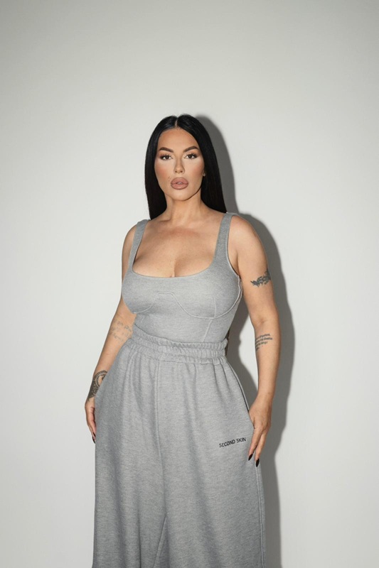 Grey 4